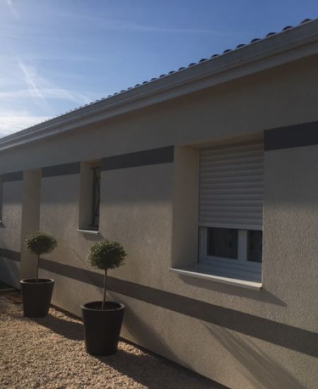 Bâtiment modernisé avec isolation thermique extérieure en Occitanie